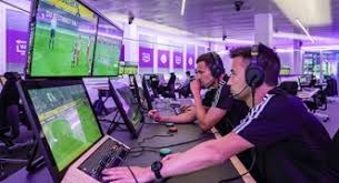 轰38+8+7三分取四连胜：杜兰特压字母重返西部第十 布克准绝杀